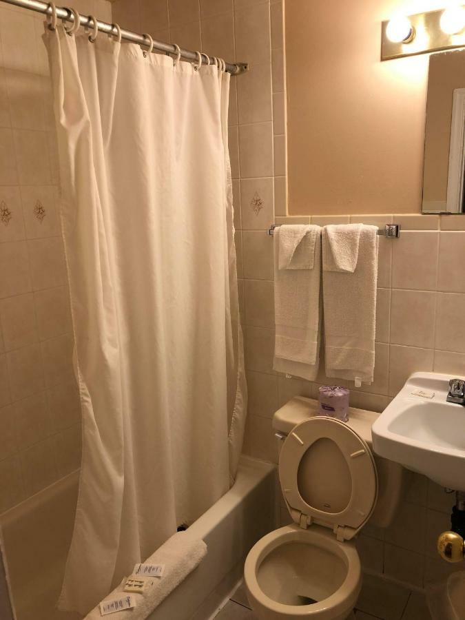Niagara Inn & Suites Zewnętrze zdjęcie