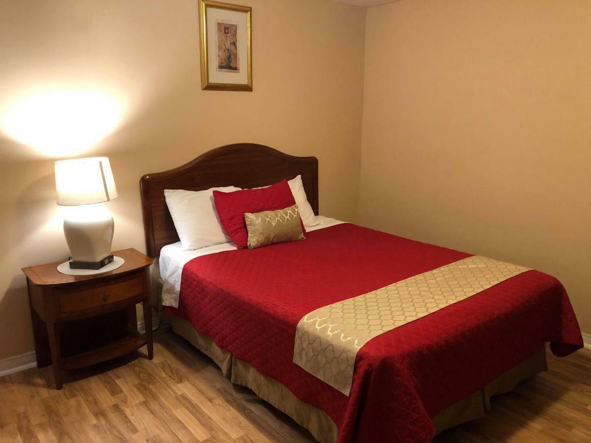 Niagara Inn & Suites Zewnętrze zdjęcie