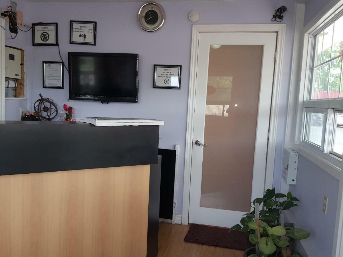 Niagara Inn & Suites Zewnętrze zdjęcie
