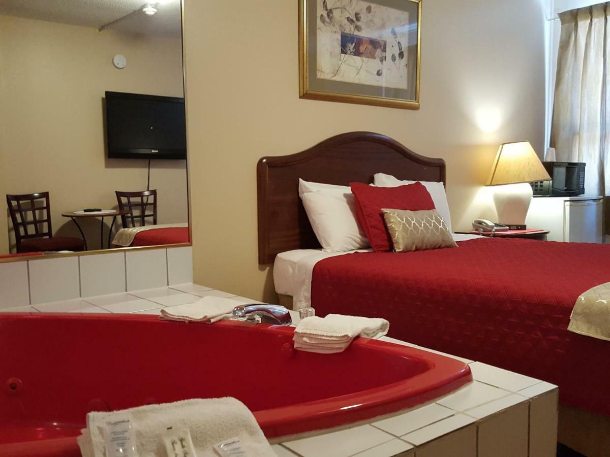 Niagara Inn & Suites Zewnętrze zdjęcie